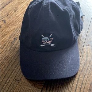 💥NWT💥 Vineyard Vines Hockey Whale Baseball Cap